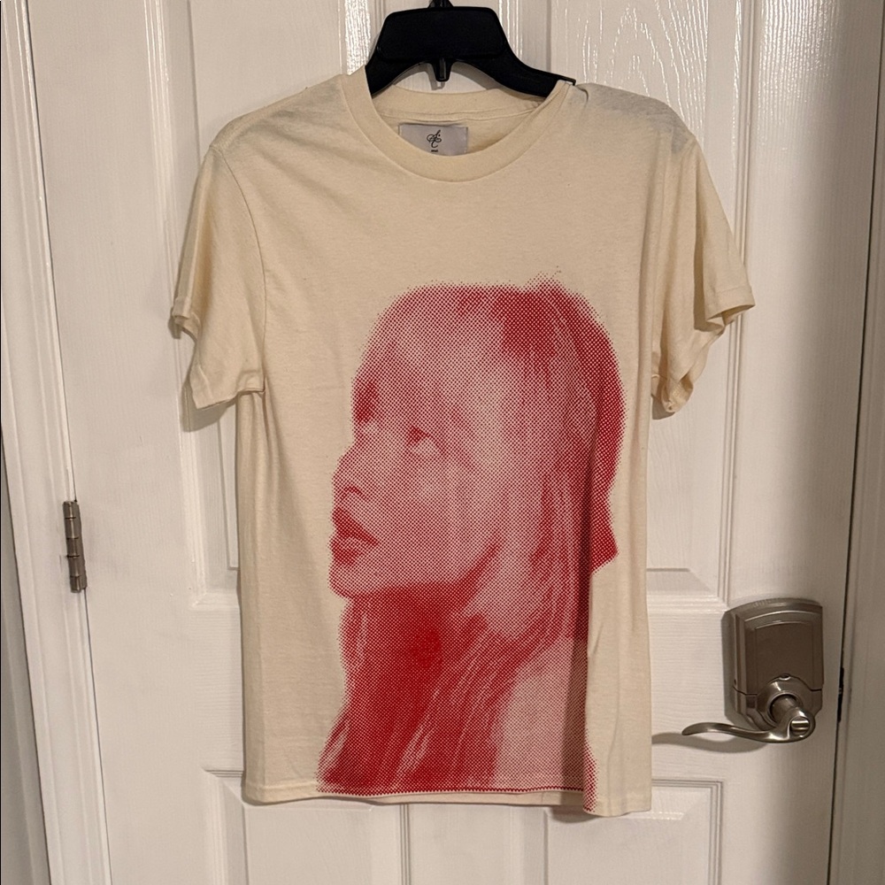 Sabrina Carpenter Emails I can’t Send T-Shirt.